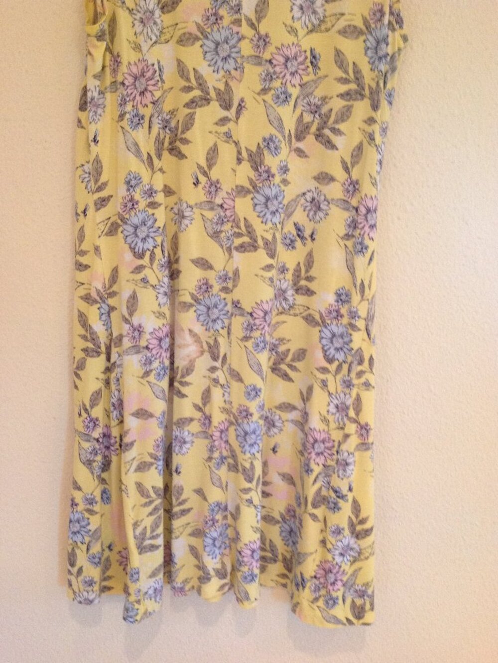 Dress Medium - Picture 9 of 9